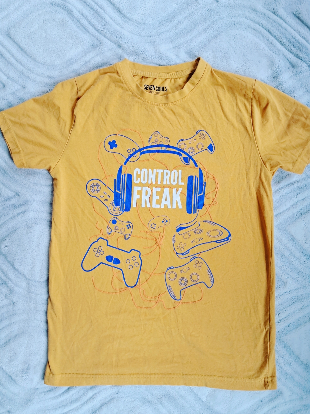 Seven Souls Yellow 'Control Freak' Gaming Tee with Blue Print